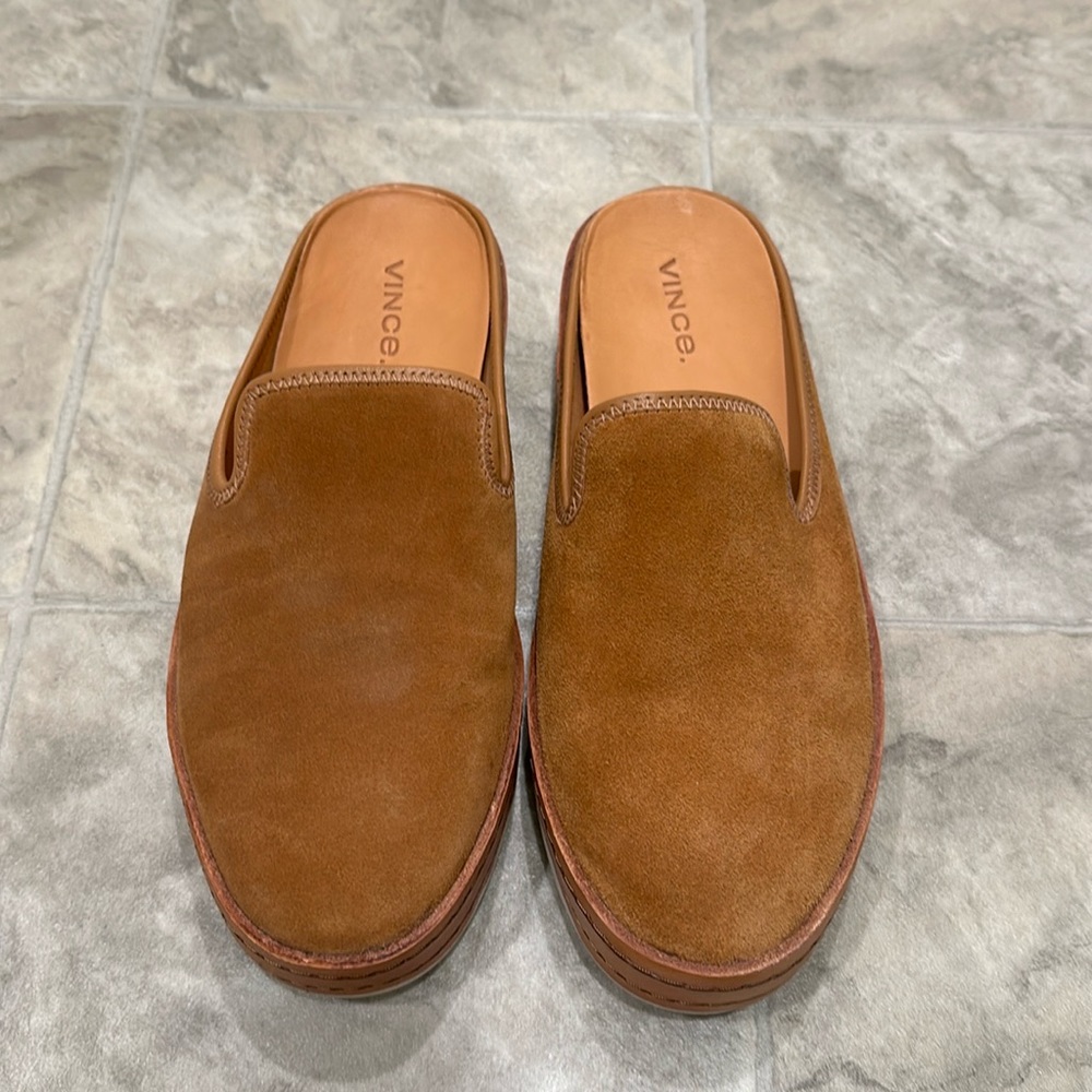 Vince Canella slides/mules. Brown suede leather. Size 5.5.
